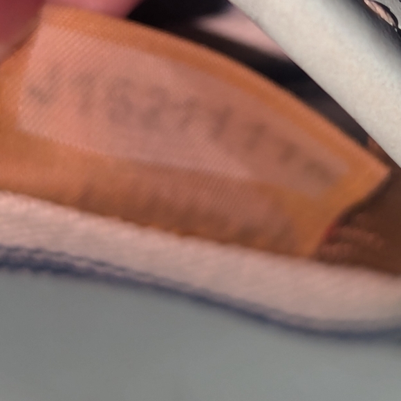 Dooney and Bourke Beacon mint tote bag. - Picture 10 of 16